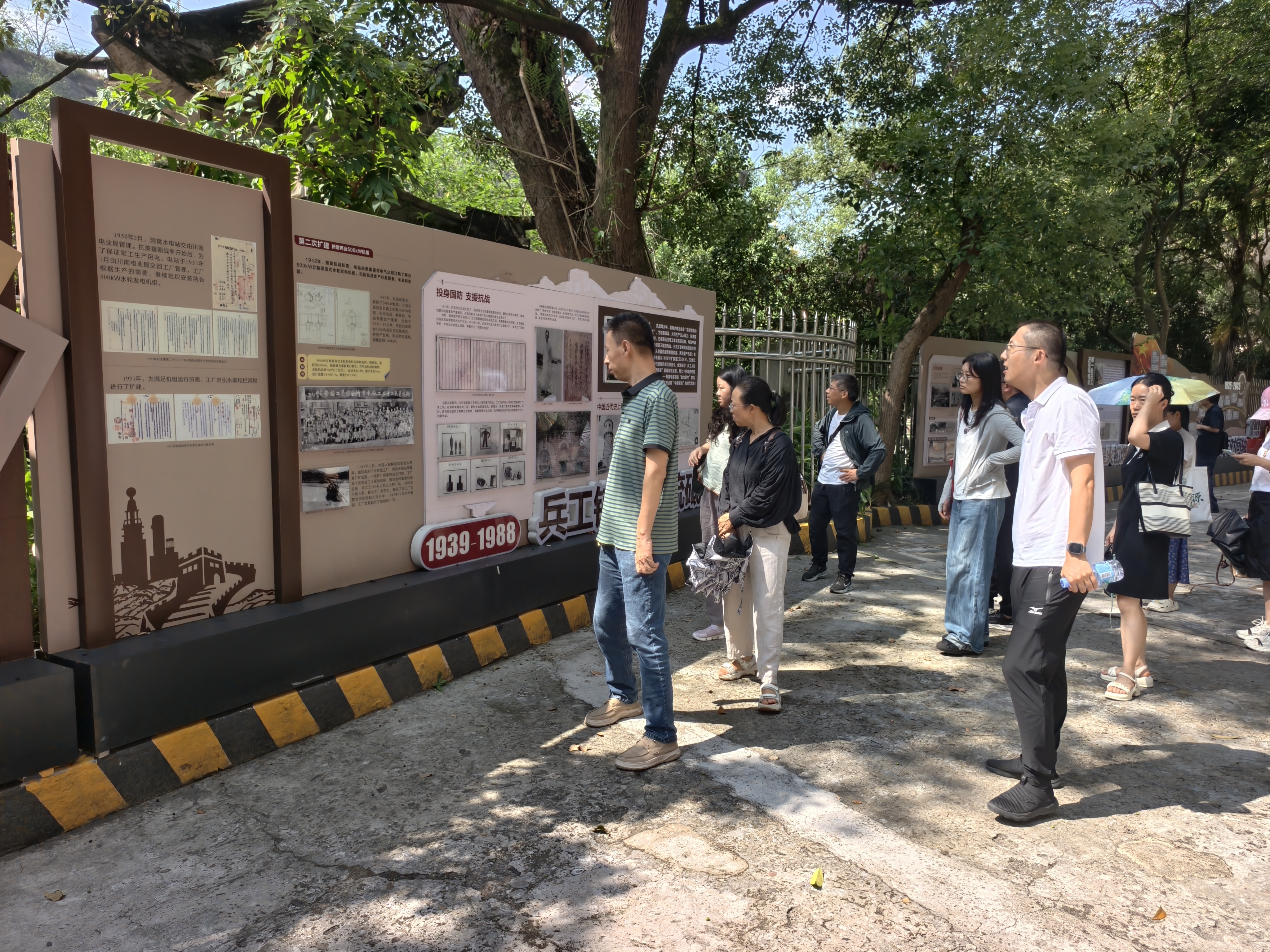 图片2 图片2